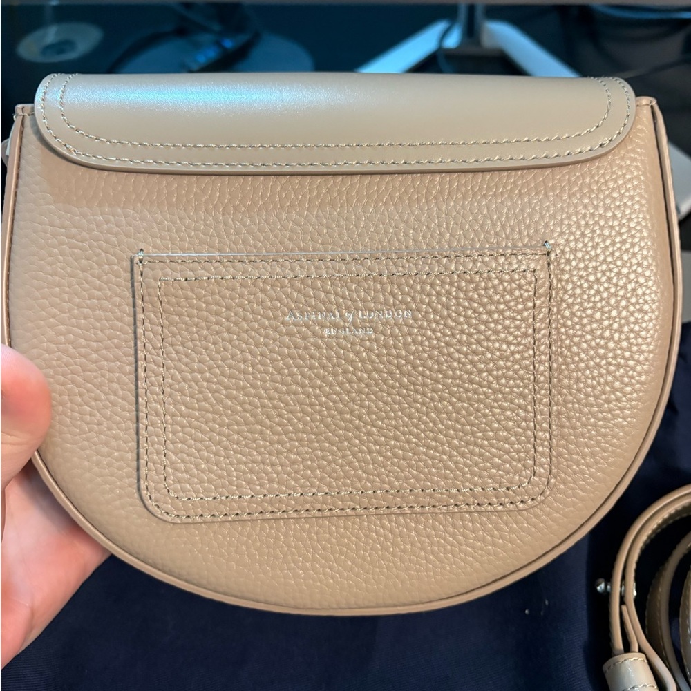 Aspinal London Portobello Bag in Soft Taupe - Picture 3 of 10